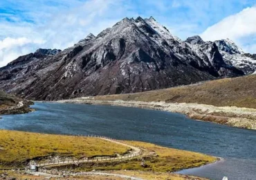 Nearest Airport to Tawang