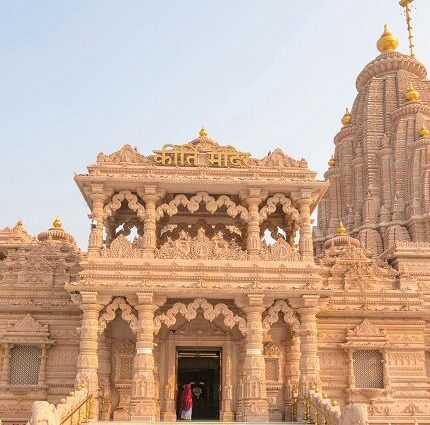 Gokul mathura vrindavan tour package
