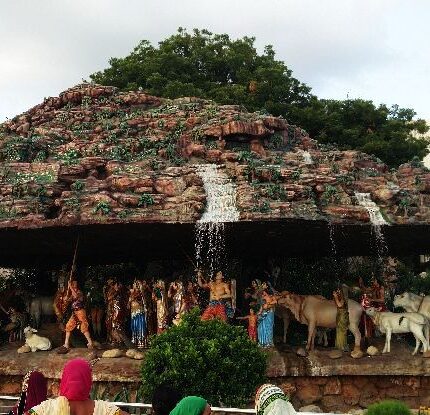 Gokul mathura vrindavan tour package from ahmedabad