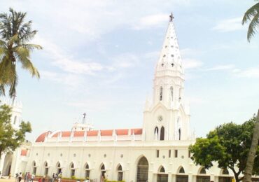 Poondi Madha Basilica Thanjavur Tour Package