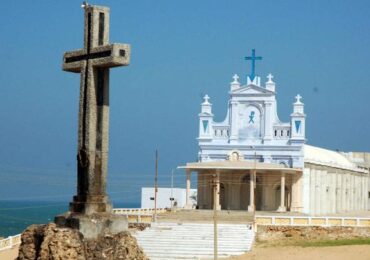 Manapad Tour Package