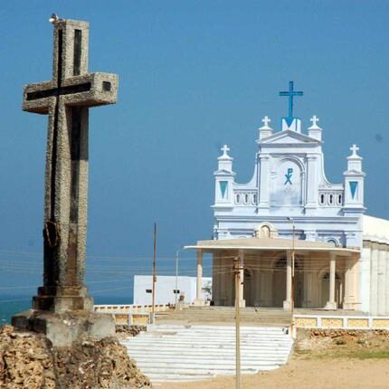 Manapad Tour Package