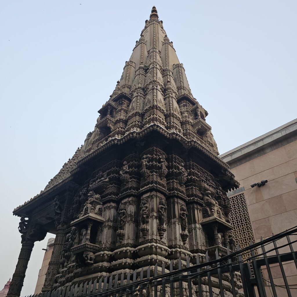 Kashi vishwanath temple varanasi travel guide image
