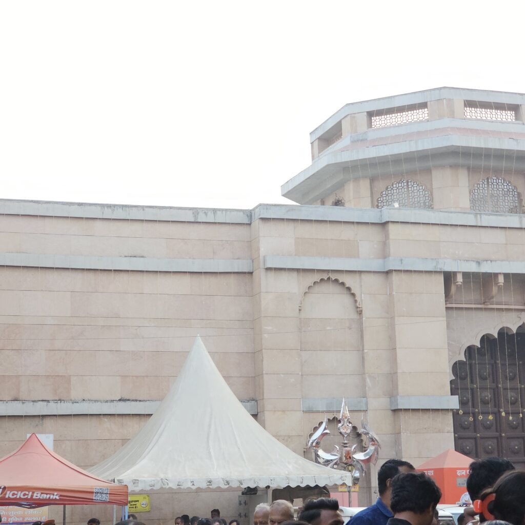 Kashi vishwanath temple varanasi travel guide image