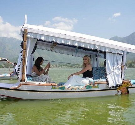 Srinagar Gulmarg Pahalgam Katra Sonmarg Tour Package