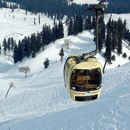 Gulmarg Srinagar Tour Package