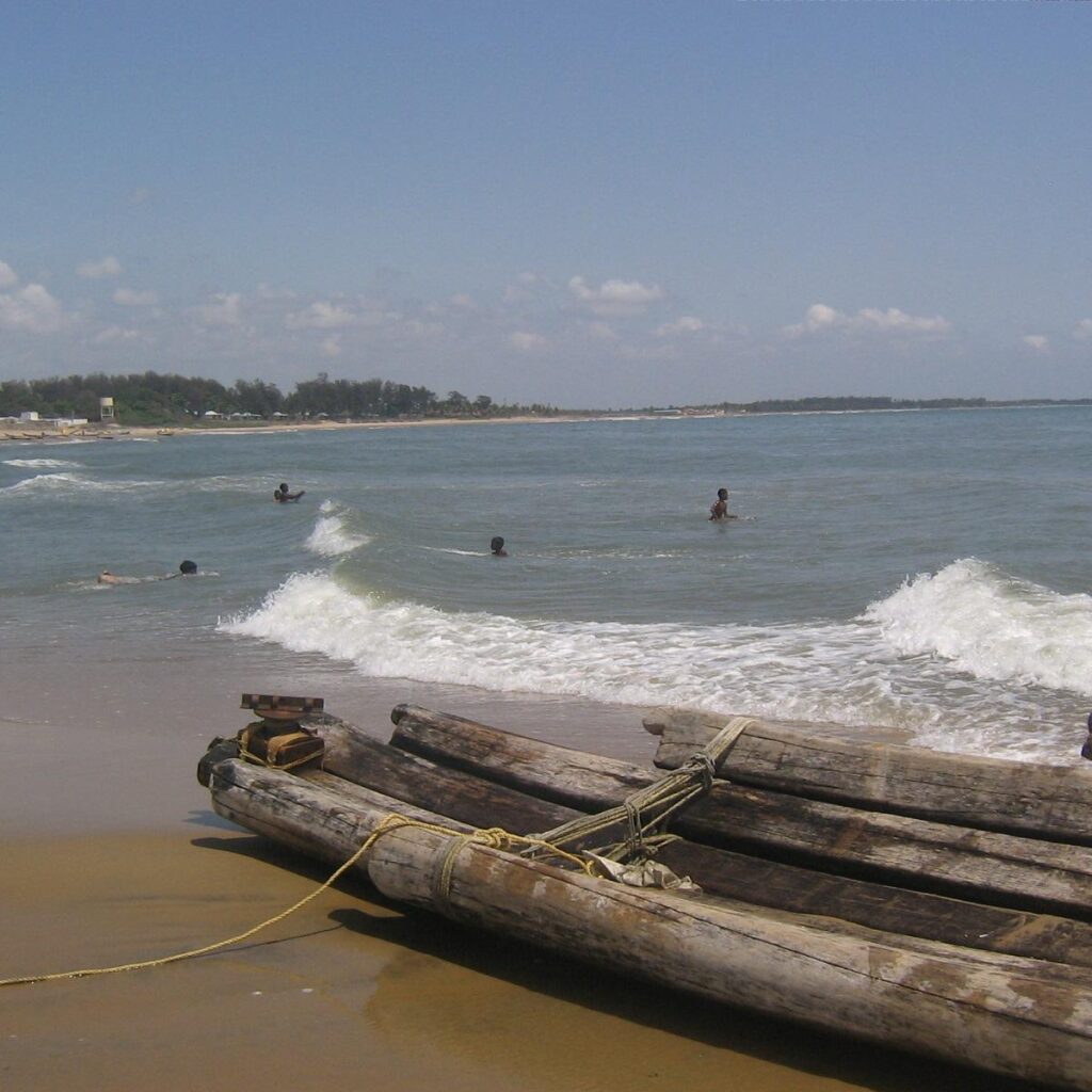 kovalam travel guide image