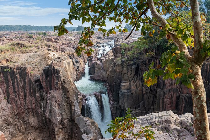 Panna Raneh Falls Chanderi Tour Package 3 Days Panna Raneh Falls Chanderi Tour Package 3 Days