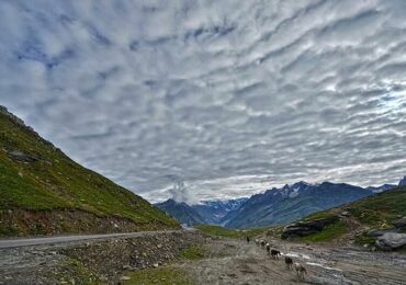 manali rohtang pass solang valley tour package