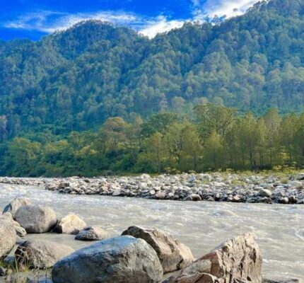 Gangotri Harsil Dayara Bugyal tour package 5 days