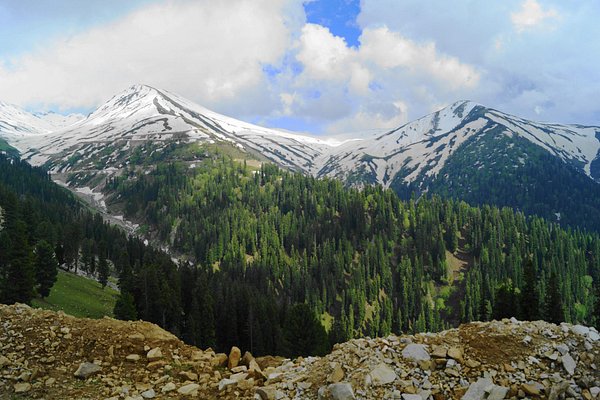 Srinagar Gulmarg Pahalgam Doodhpathri Tour Package 6 Days Srinagar Gulmarg Pahalgam Doodhpathri Tour Package 6 Days