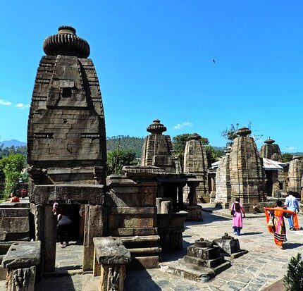 Kausani Baijnath Bageshwer Binsar Jageshwar Tour Package 6 Days