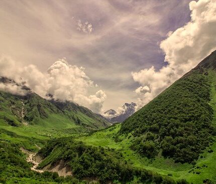 Kanatal Lansdowne Tour Package