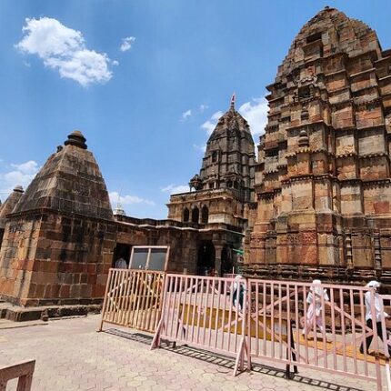 Ujjain Omkareshwar Mandu Tour Package 3 Days