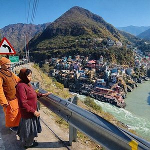 Kausani Kasar Devi Katarmal Sun Temple Tour Package 4 Days