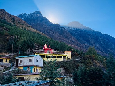 Guptkashi Kedarnath Badrinath Mana Village tour package 6 days