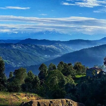 Mukteshwar Ranikhet Kausani Kasar Devi Tour Package 5 Days