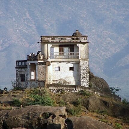 Mount Abu Udaipur Tour Package from Delhi