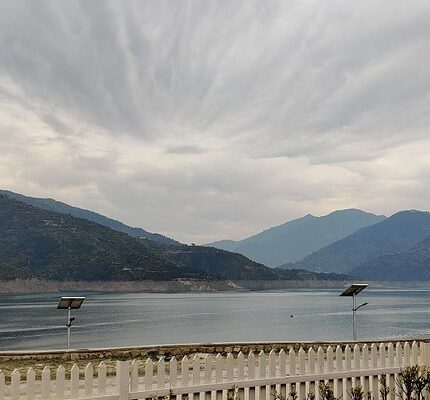 Tehri Lake Kanatal tour package 3 days