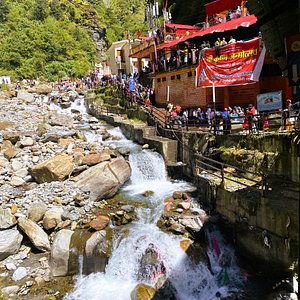 Gangotri Harsil tour package 4 days