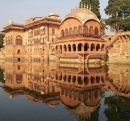 Deeg Tour Package 2 Days