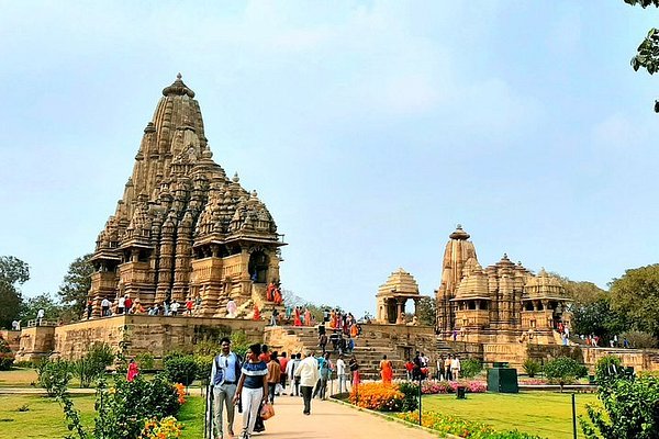 Khajuraho Chanderi Orchha Tour Package 5 Days Khajuraho Chanderi Orchha Tour Package 5 Days