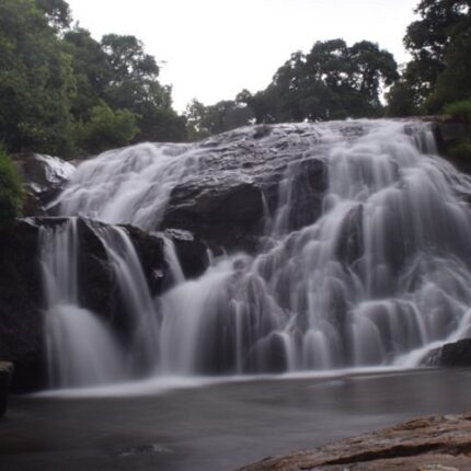 Kodaikanal Lake Green Valley View Guna Caves Pillar Rocks Silver Cascade Falls Tour Package 4 Days
