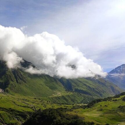 Auli Valley of Flowers tour package 6 days