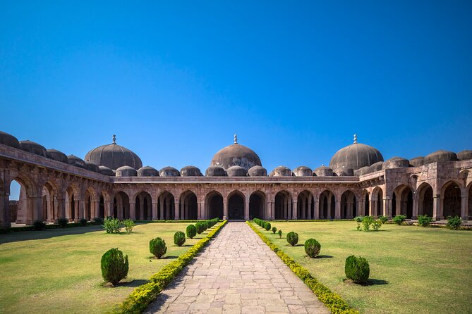 Indore Mandu Tour Package from Delhi Indore Mandu Tour Package from Delhi
