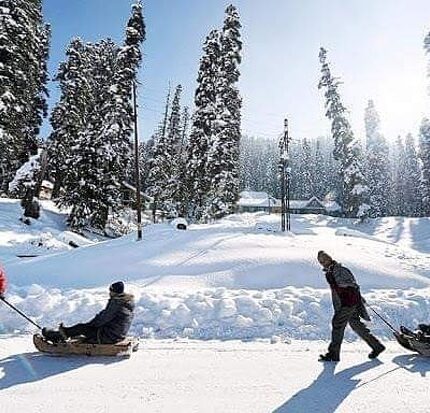 Srinagar Gulmarg Pahalgam Tour Package 5 Days