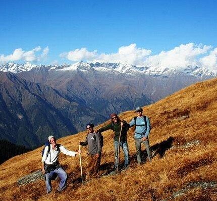 tirthan valley great himalayan national park jalori pass serolsar lake tour package 6 days