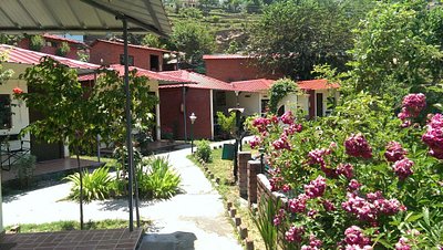 Guptkashi Kedarnath tour package 4 days