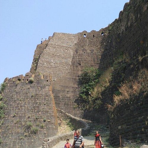 img-Burhanpur Maheshwar Omkareshwar Tour Package 5 Days-121550-largejpg Burhanpur Maheshwar Omkareshwar Tour Package 5 Days