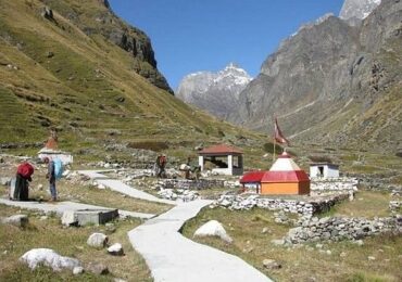 badrinath tour package from amritsar