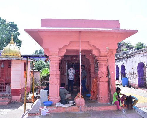 Indore Ujjain Omkareshwar Tour Package 3 Days Indore Ujjain Omkareshwar Tour Package 3 Days