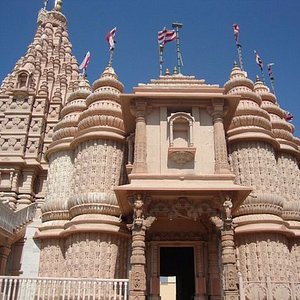 Dwarkadhish Temple Tour Package 2 Days