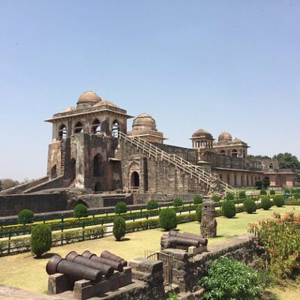Ujjain Maheshwar Mandu Tour Package 3 Days