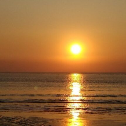 Dumas Tour Package 2 Days