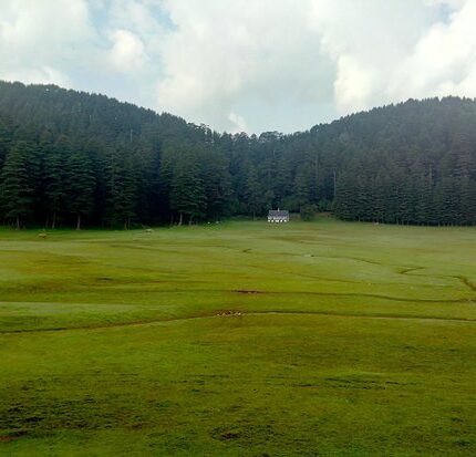 dalhousie khajjiar panchpula tour package 4 days