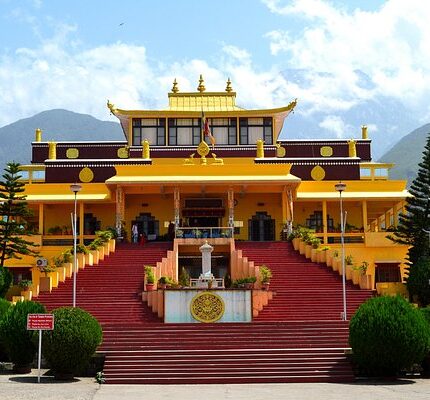 Amritsar Dharamshala Sanasar Dalhousie Khajjiar Tour Package 6 Days