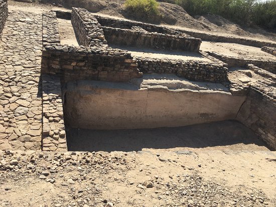 Dholavira Gandhidham tour package 3 days Dholavira Gandhidham tour package 3 days