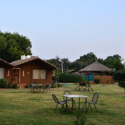 Bhuj Narayan Sarovar tour package 3 days